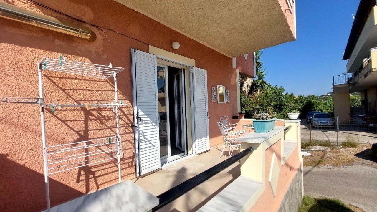 Nias Apartment Perama  Exterior foto